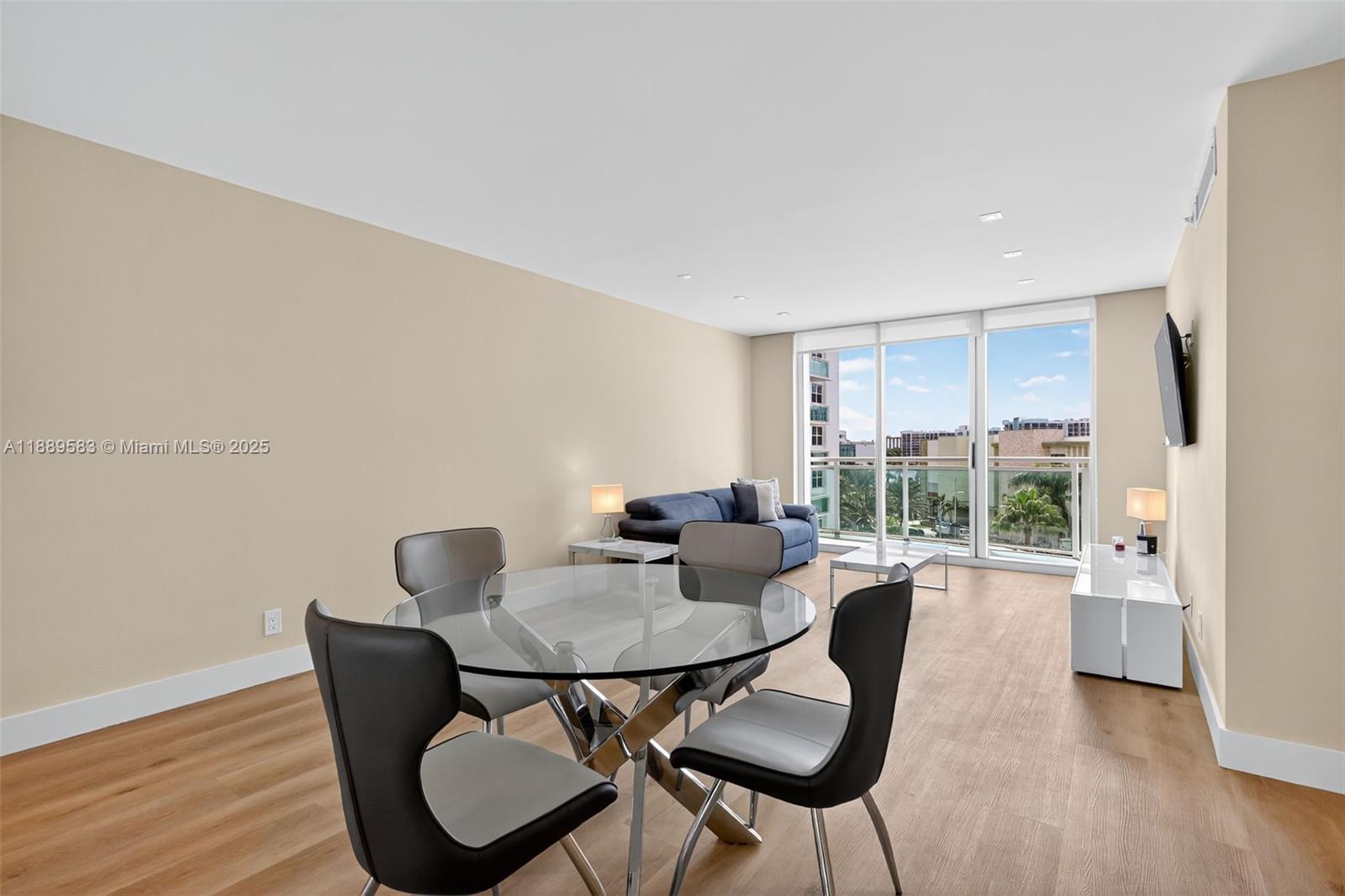 Residences on Hollywood - Residential Lease
