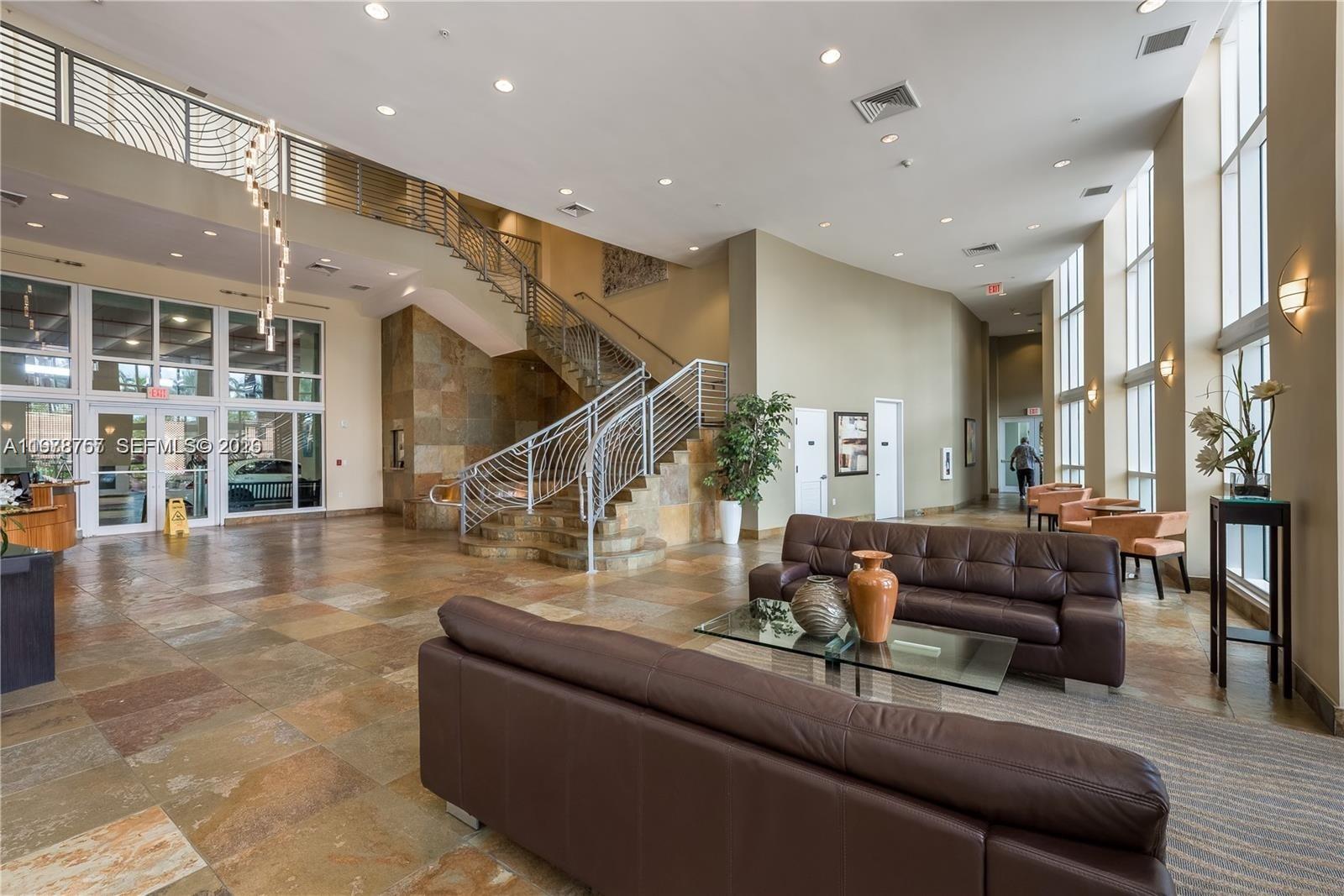 DUO CONDOMINIUM WEST - Residential