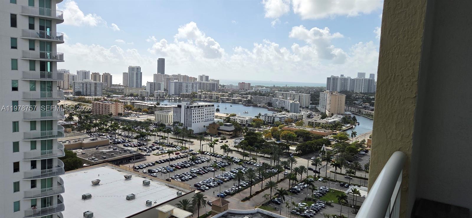 DUO CONDOMINIUM WEST - Residential