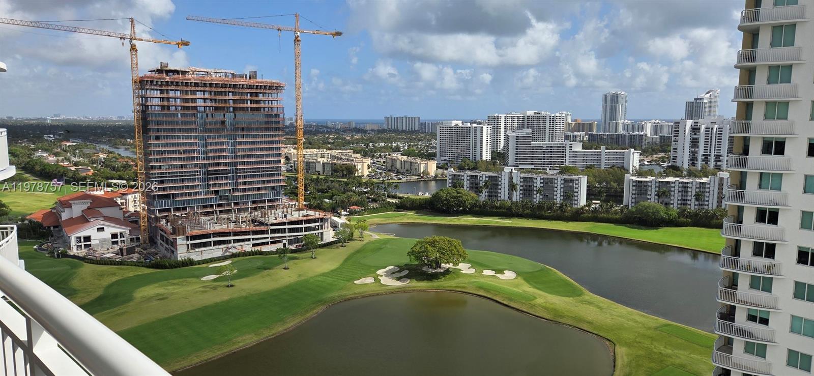 DUO CONDOMINIUM WEST - Residential