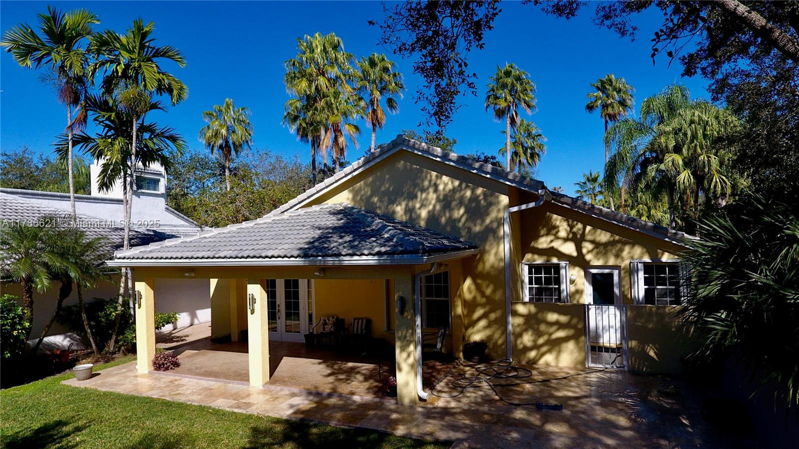 Property for Sale at 2138 Harbor Way, Weston, Broward County, Florida - Bedrooms: 3 
Bathrooms: 3  - $790,000
