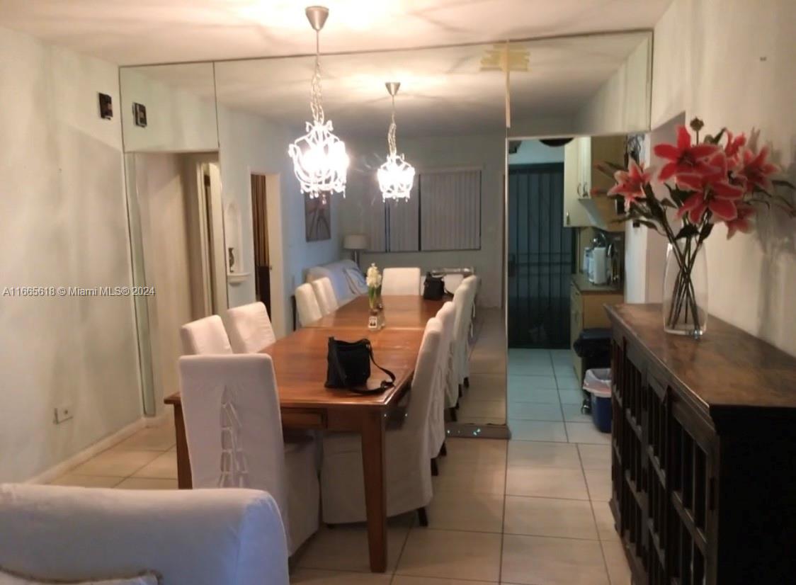 BISCAYNE BEACH-2ND ADDN - Residential