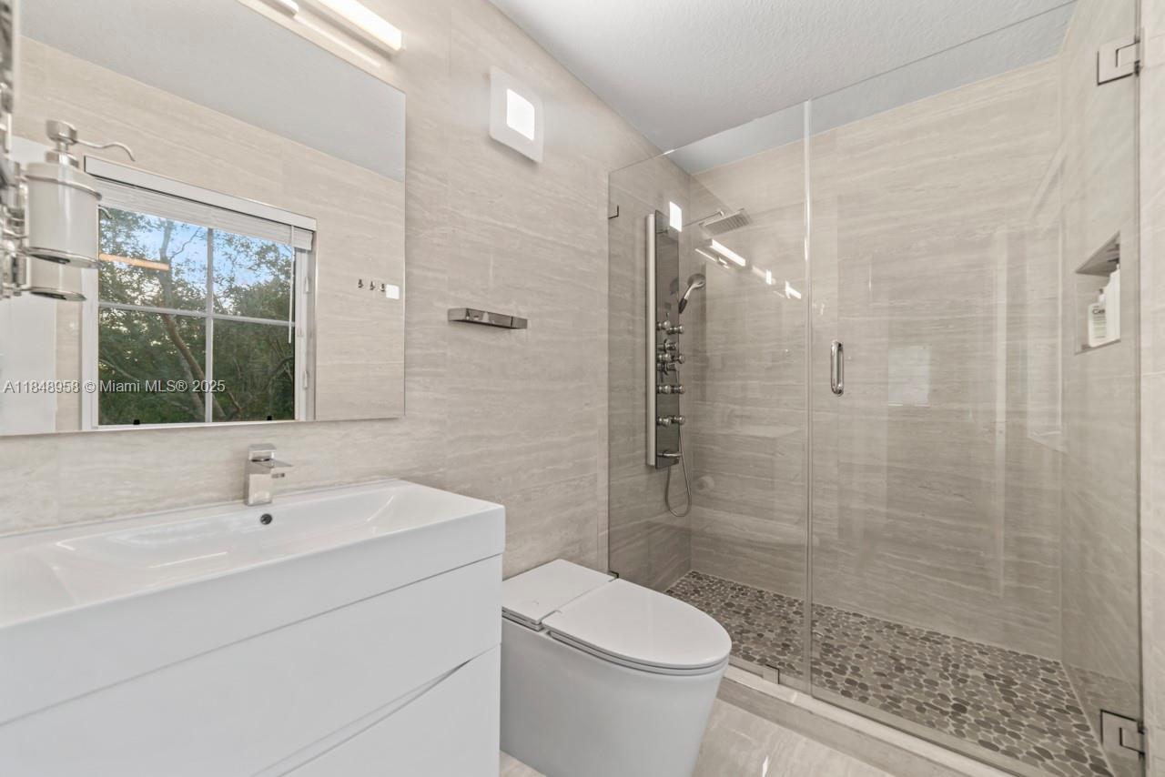 COURTYARDS AT JACARANDA C - Residential Lease