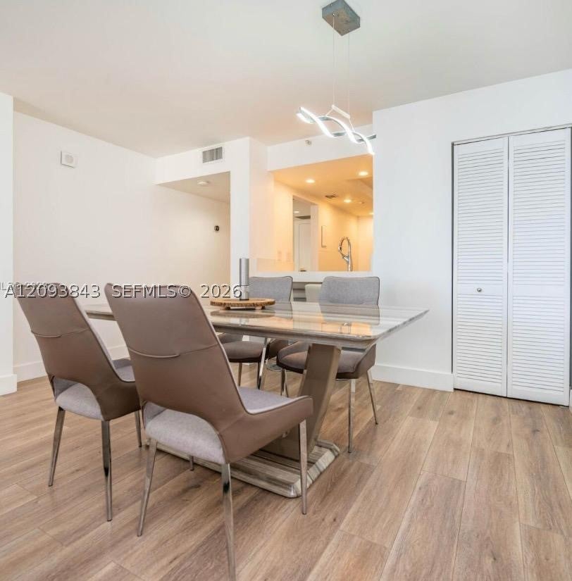 555 NE 15th St 26E