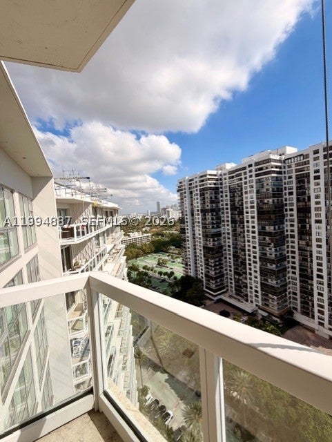 2451 Brickell Ave PHF