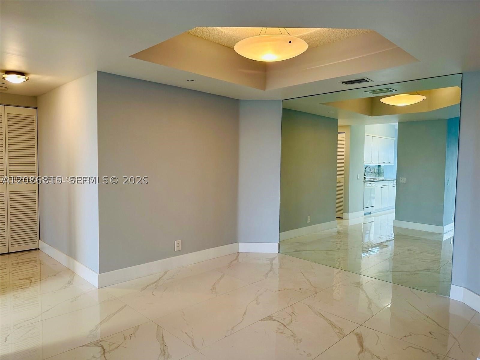 3640 Yacht Club Dr 503