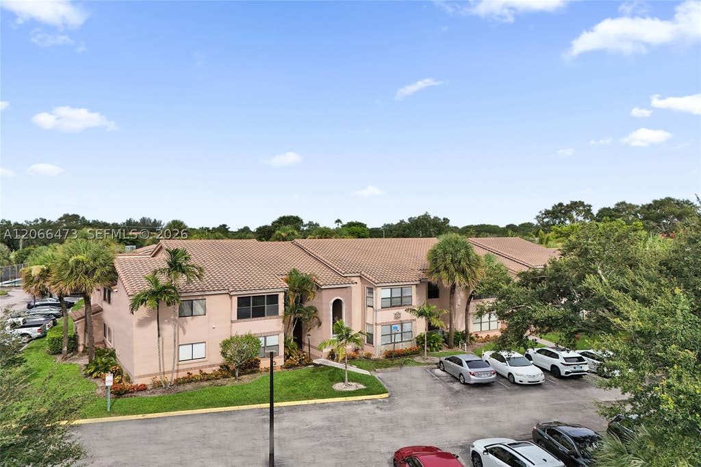 Photo of 2796 S University Dr #2201, Davie, FL 33328 (MLS # A12066473)