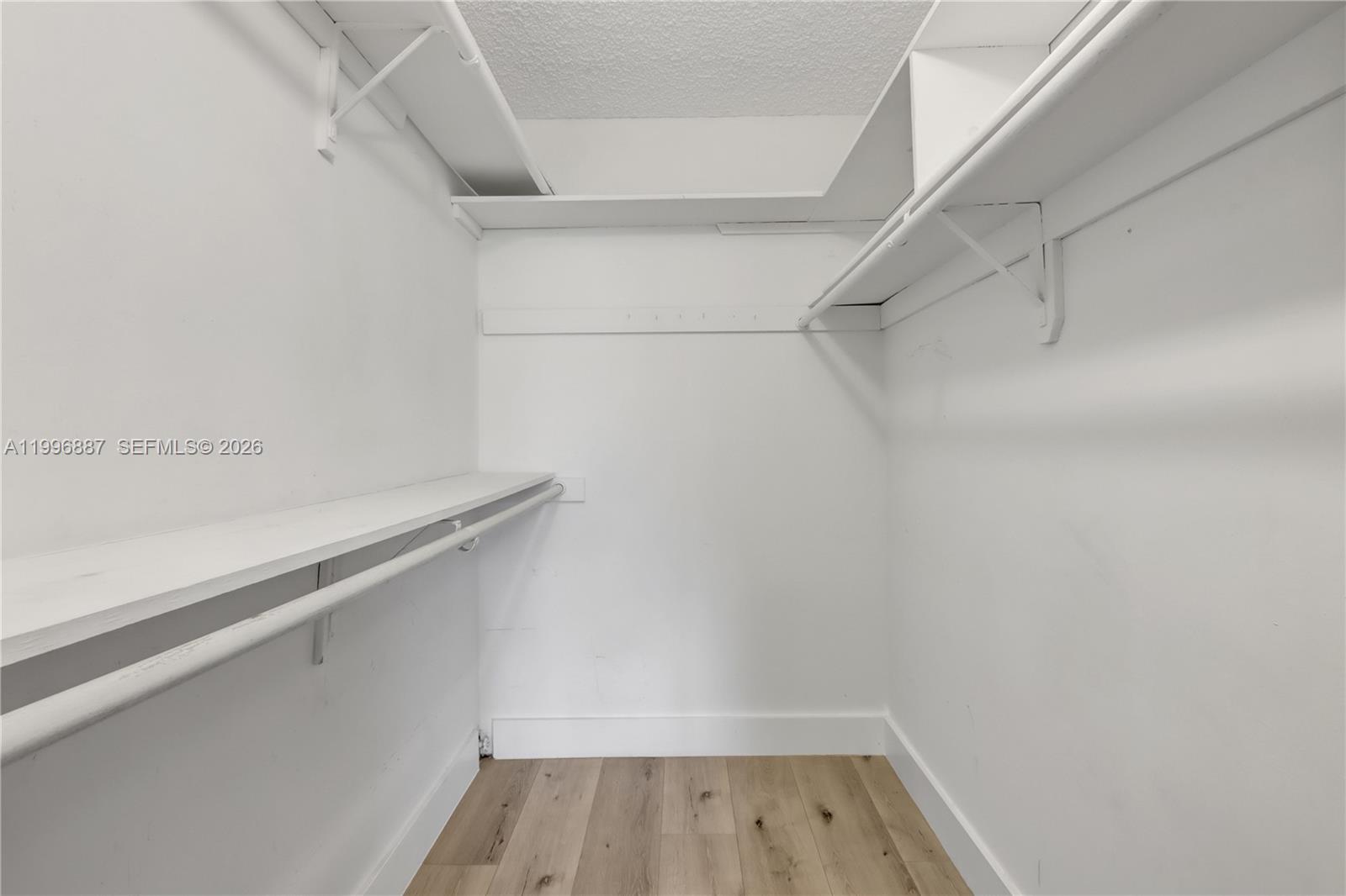 SUNRISE LAKES 90 CONDO - Residential