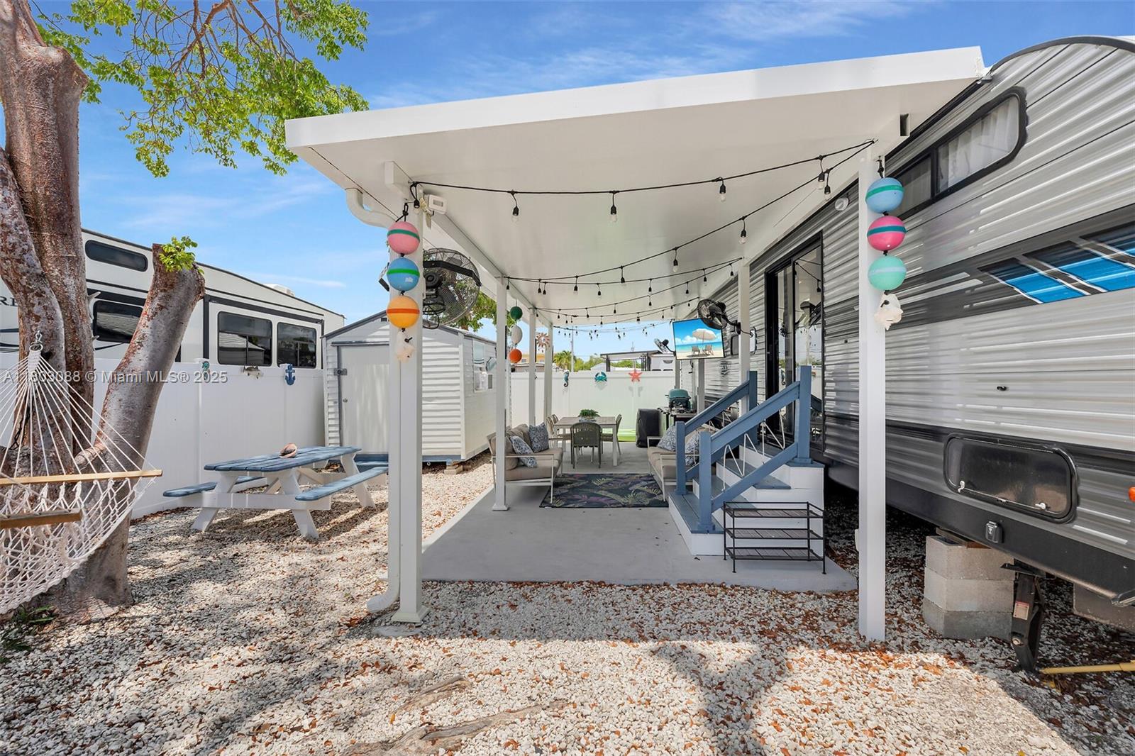 CALUSA CAMPGROUND - Residential