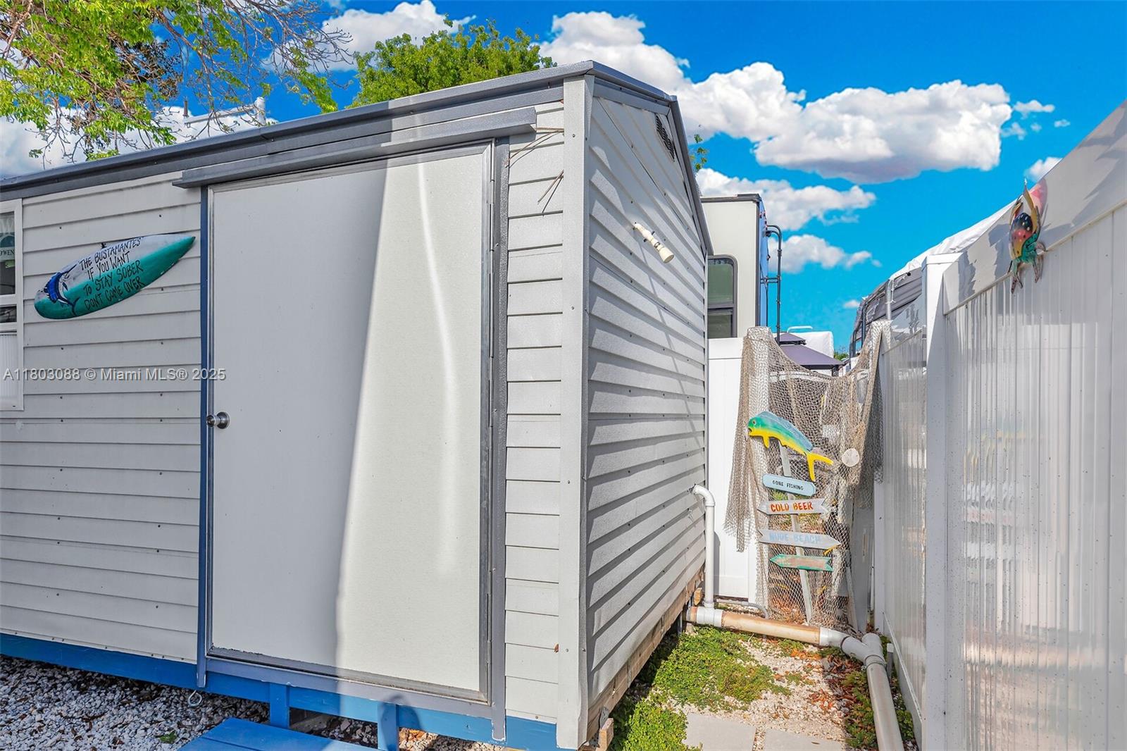 CALUSA CAMPGROUND - Residential