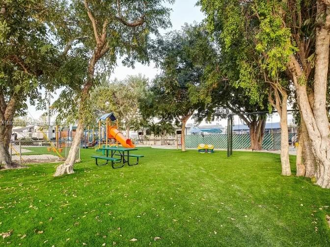 CALUSA CAMPGROUND - Residential