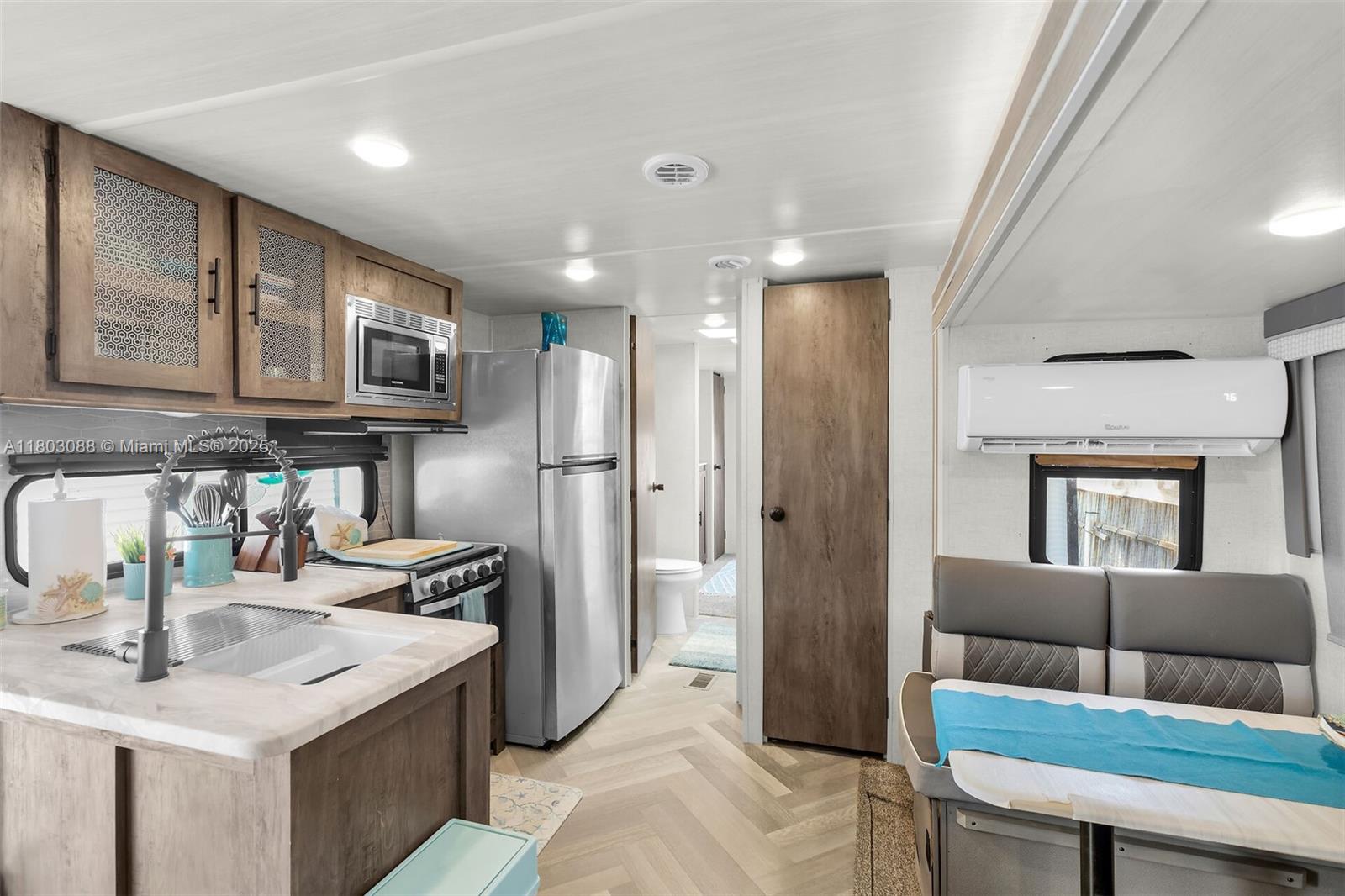 CALUSA CAMPGROUND - Residential