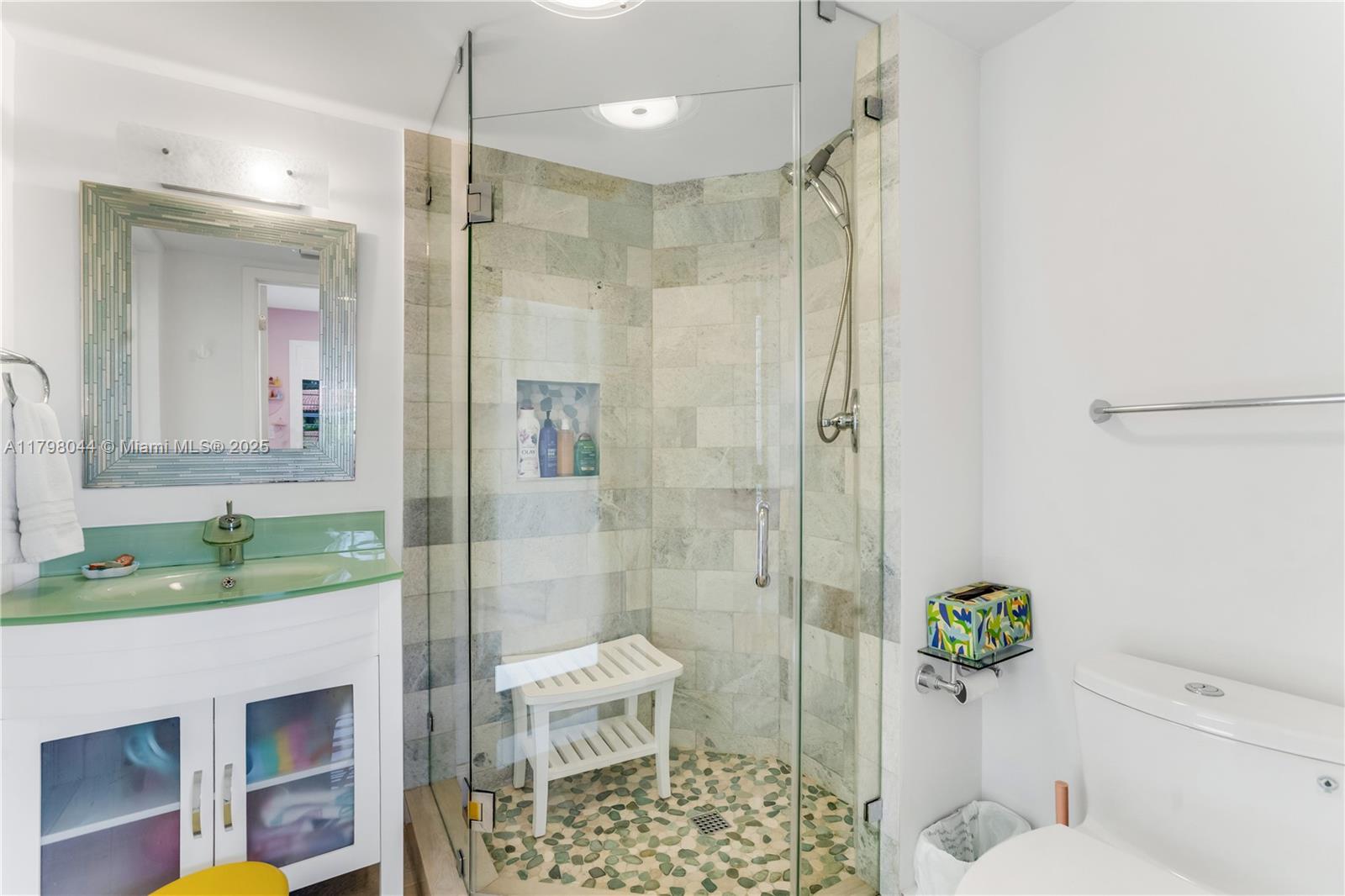 ALTOS DEL MAR NO 5 - Residential Lease