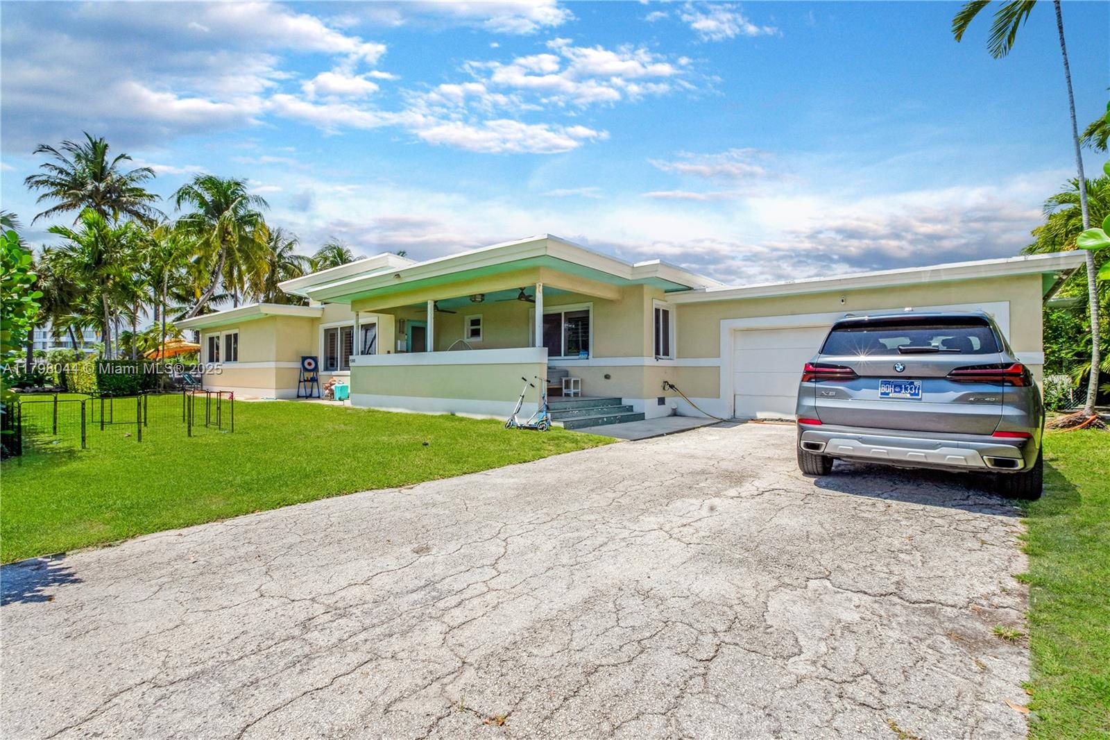 ALTOS DEL MAR NO 5 - Residential Lease