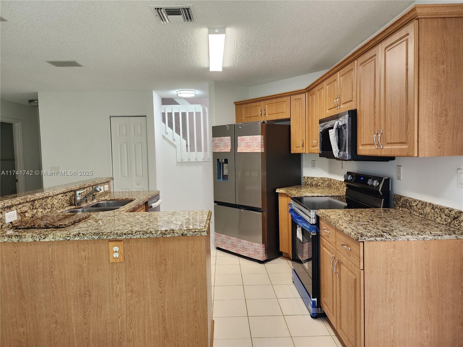 Meadow Lakes - Residential