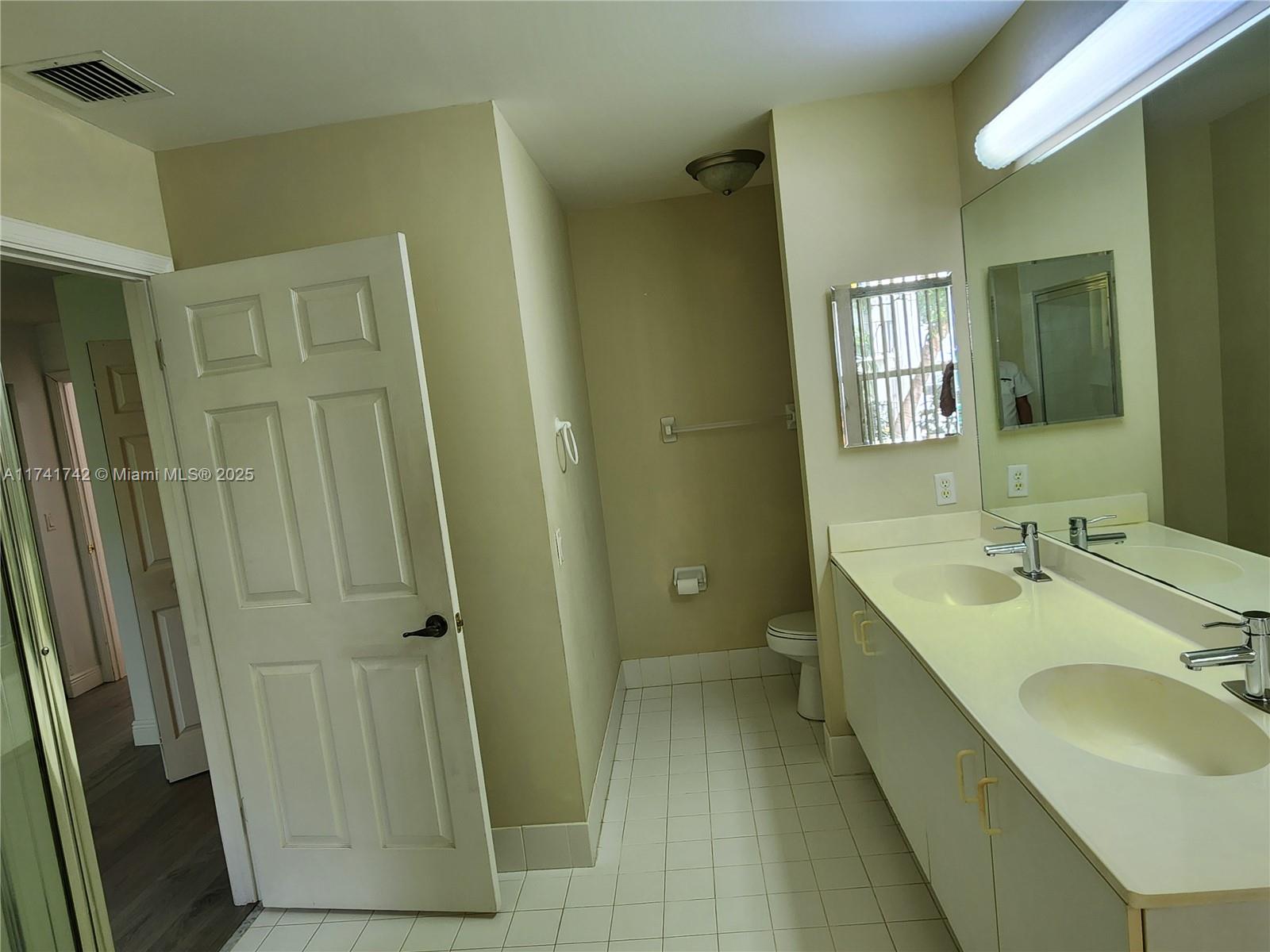 Meadow Lakes - Residential