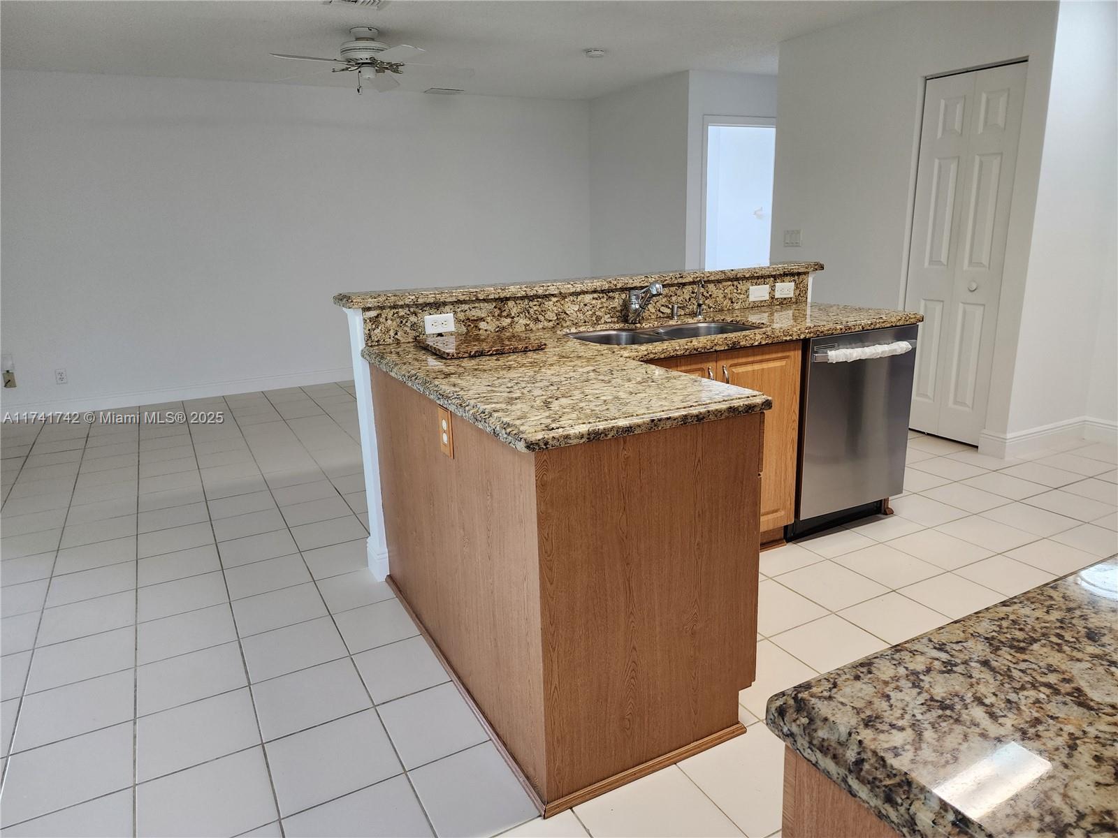 Meadow Lakes - Residential