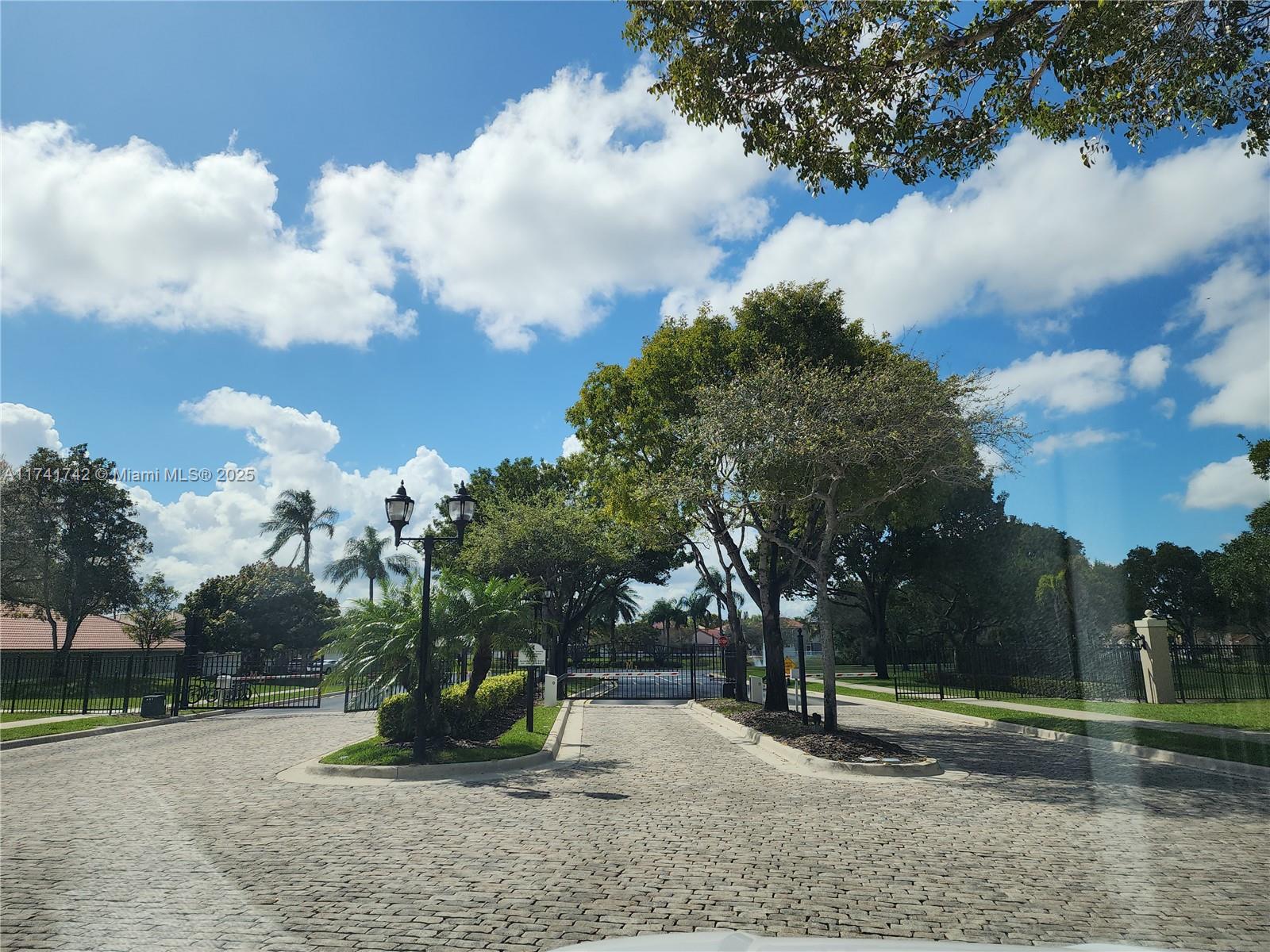 Meadow Lakes - Residential