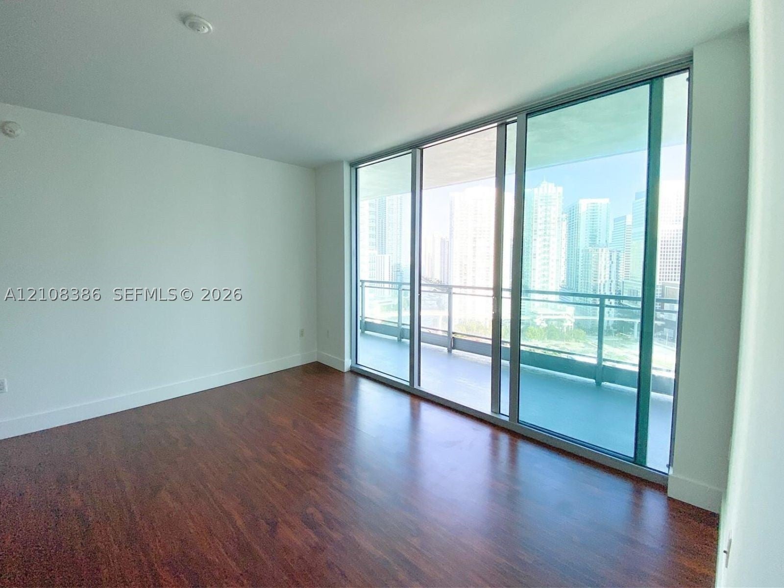 90 SW 3rd St 2401