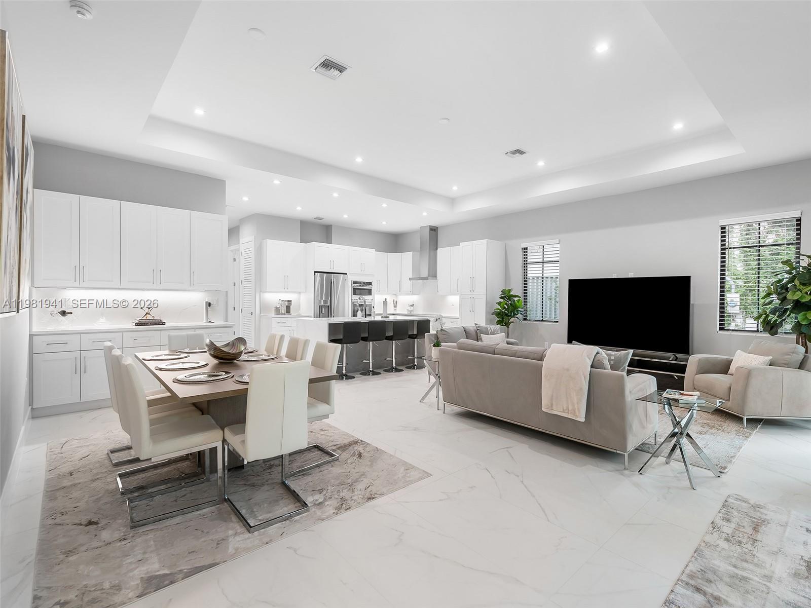 MANGO GARDENS - Residential Lease