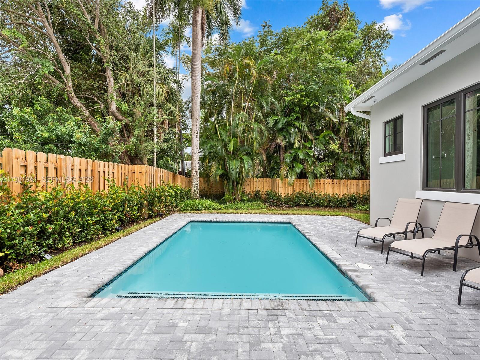 MANGO GARDENS - Residential Lease