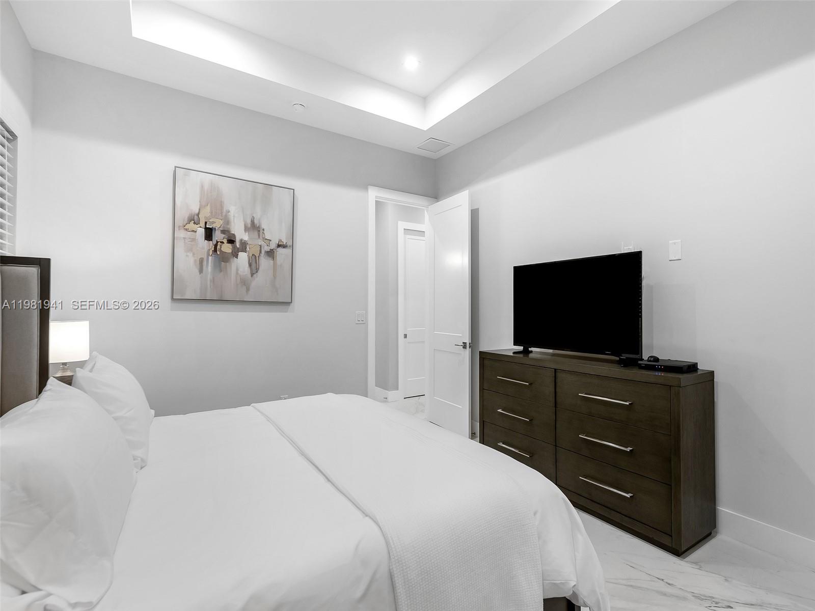 MANGO GARDENS - Residential Lease