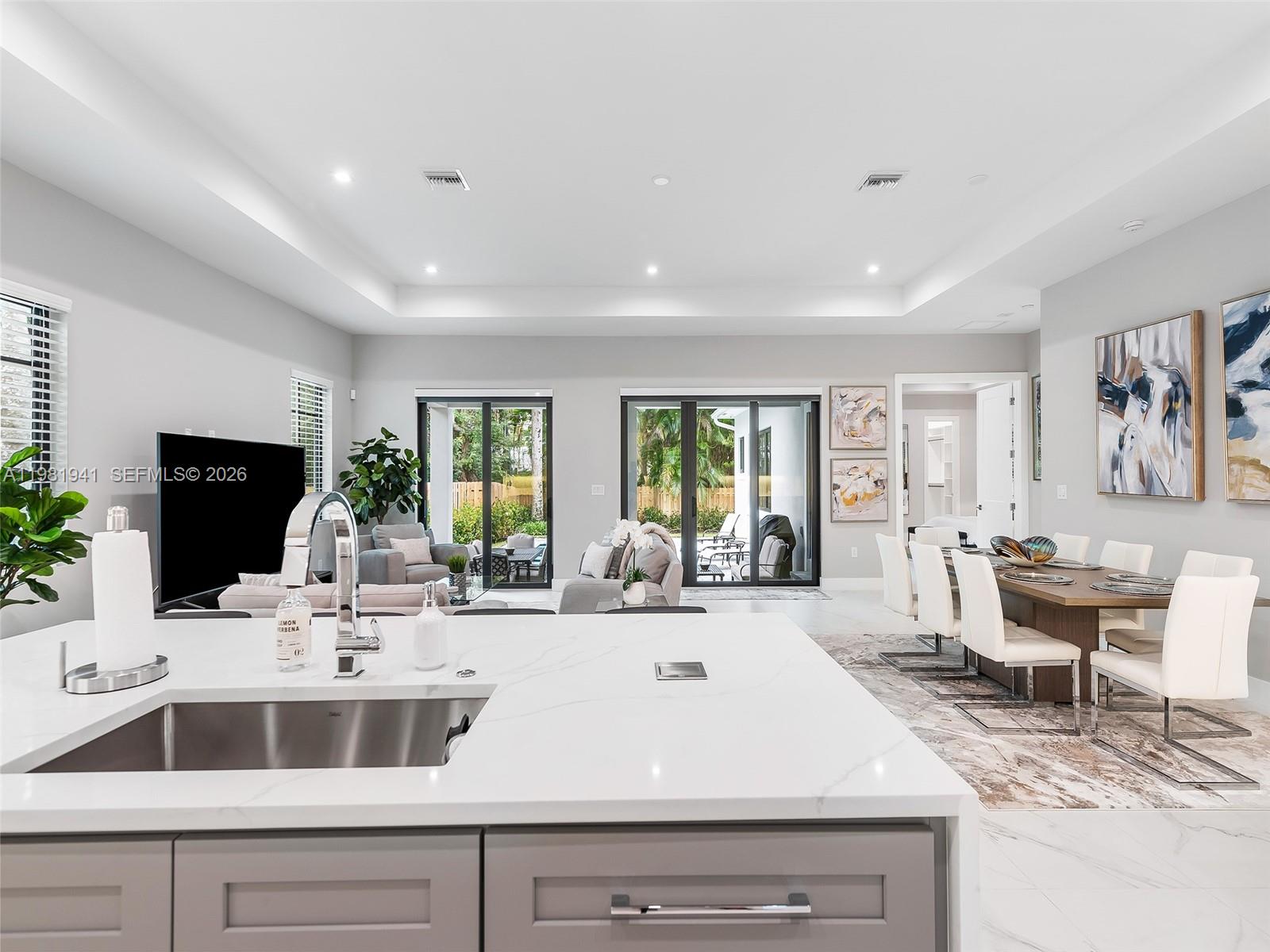 MANGO GARDENS - Residential Lease