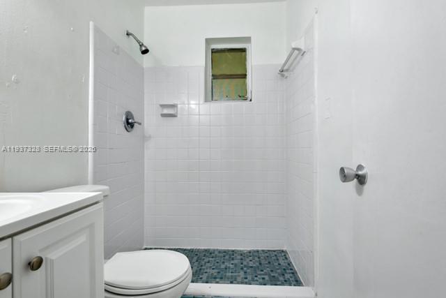 FLORAL PARK VILLAS 12 - Residential