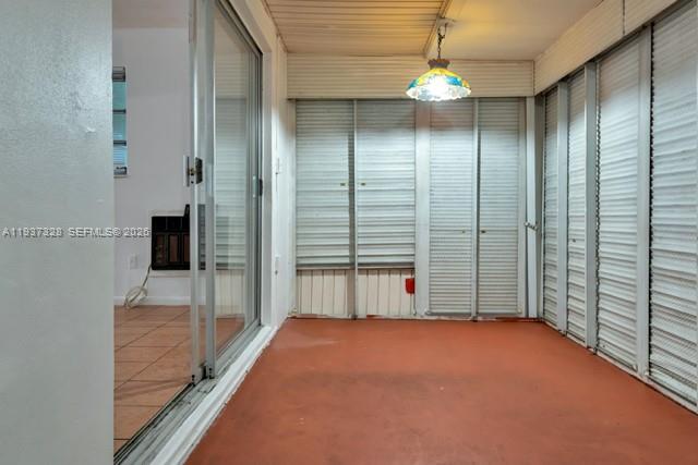 FLORAL PARK VILLAS 12 - Residential