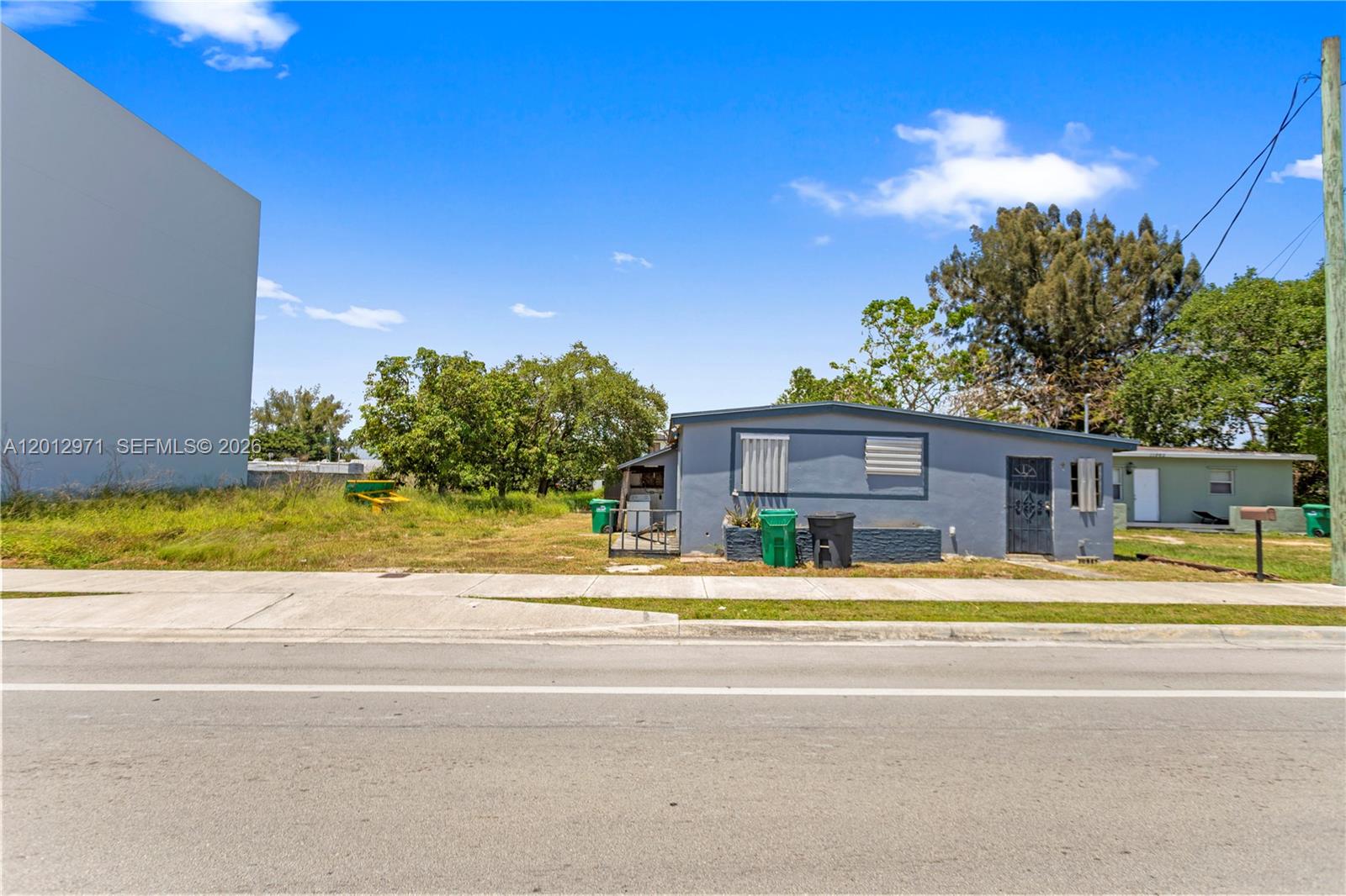 SYMMES SHARMAN TR REV - Residential