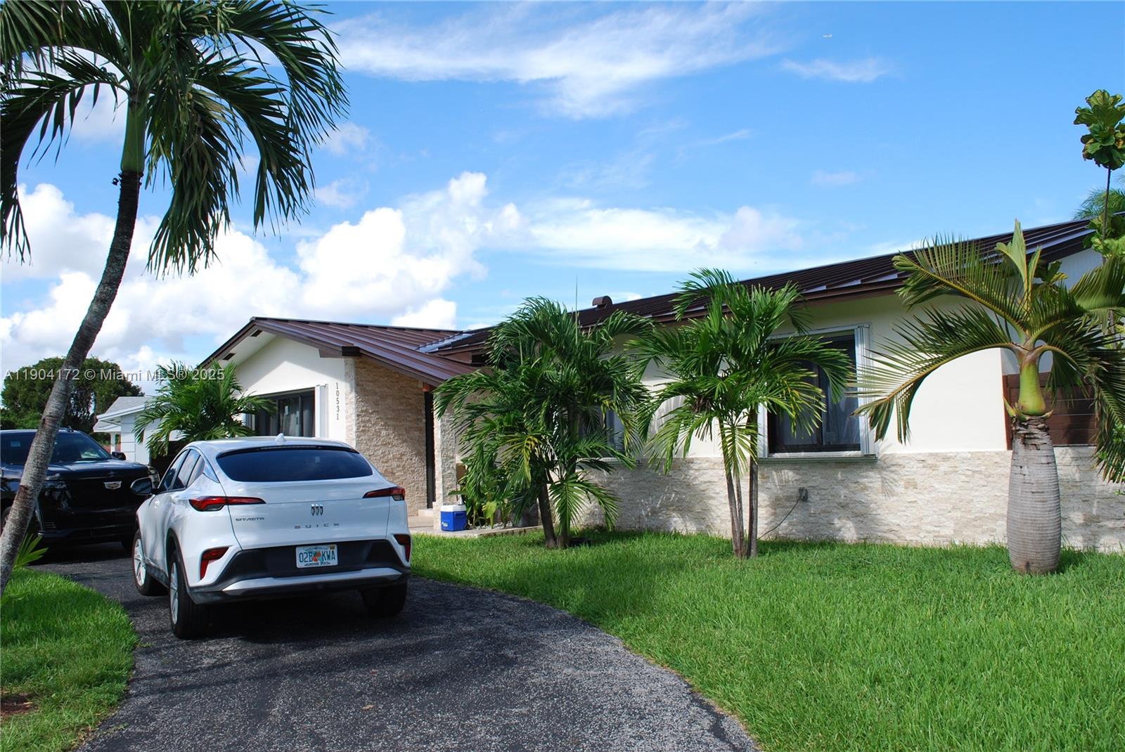 DEVON AIRE ESTATES SEC 3 - Residential