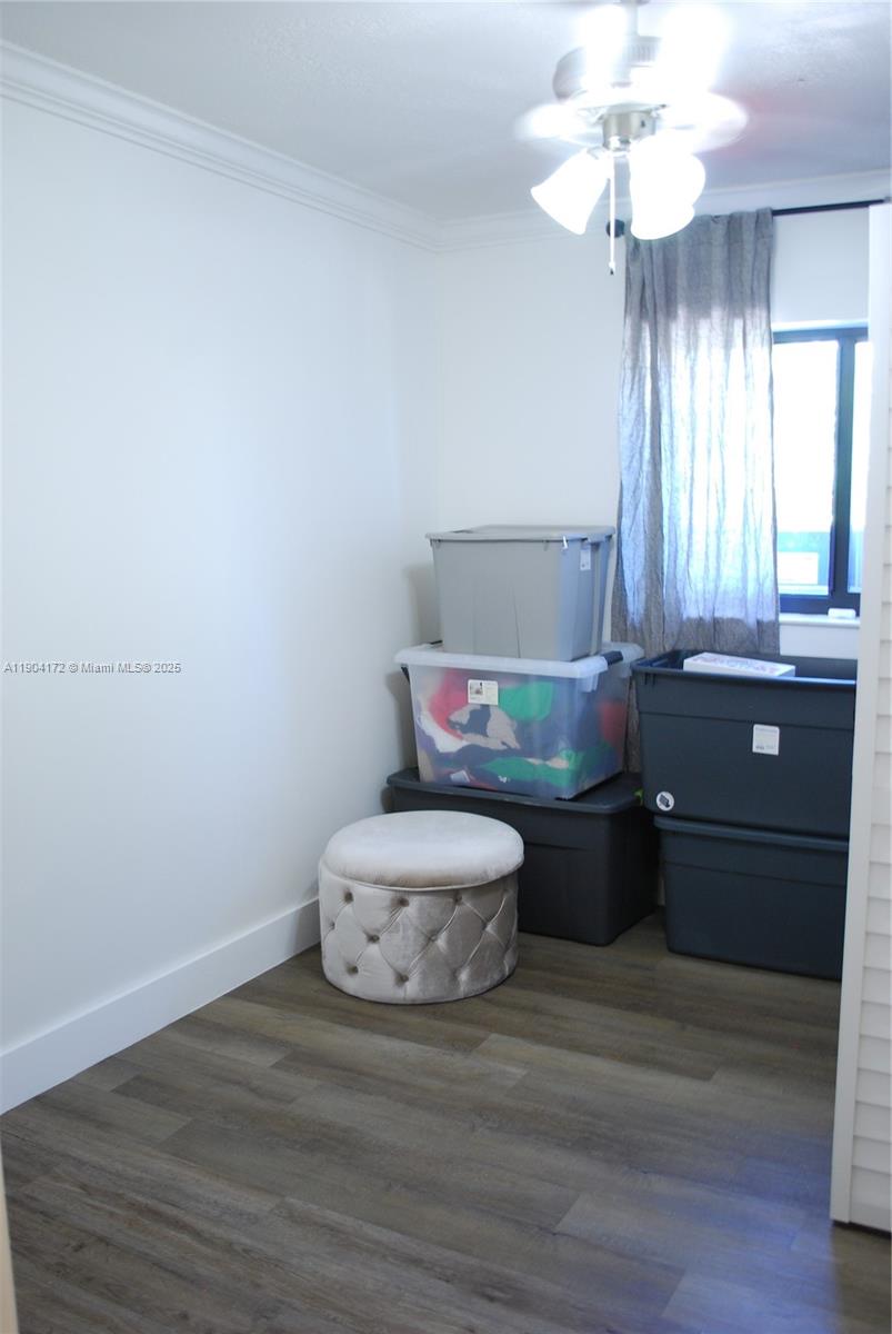 DEVON AIRE ESTATES SEC 3 - Residential