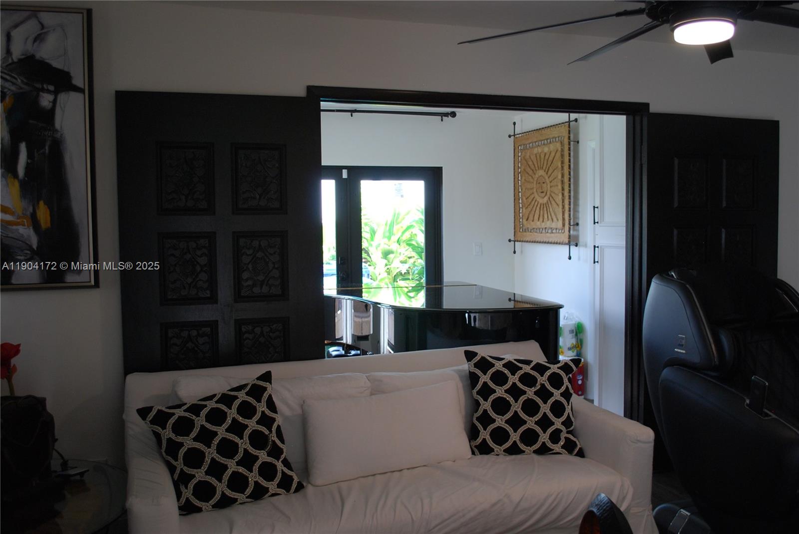 DEVON AIRE ESTATES SEC 3 - Residential