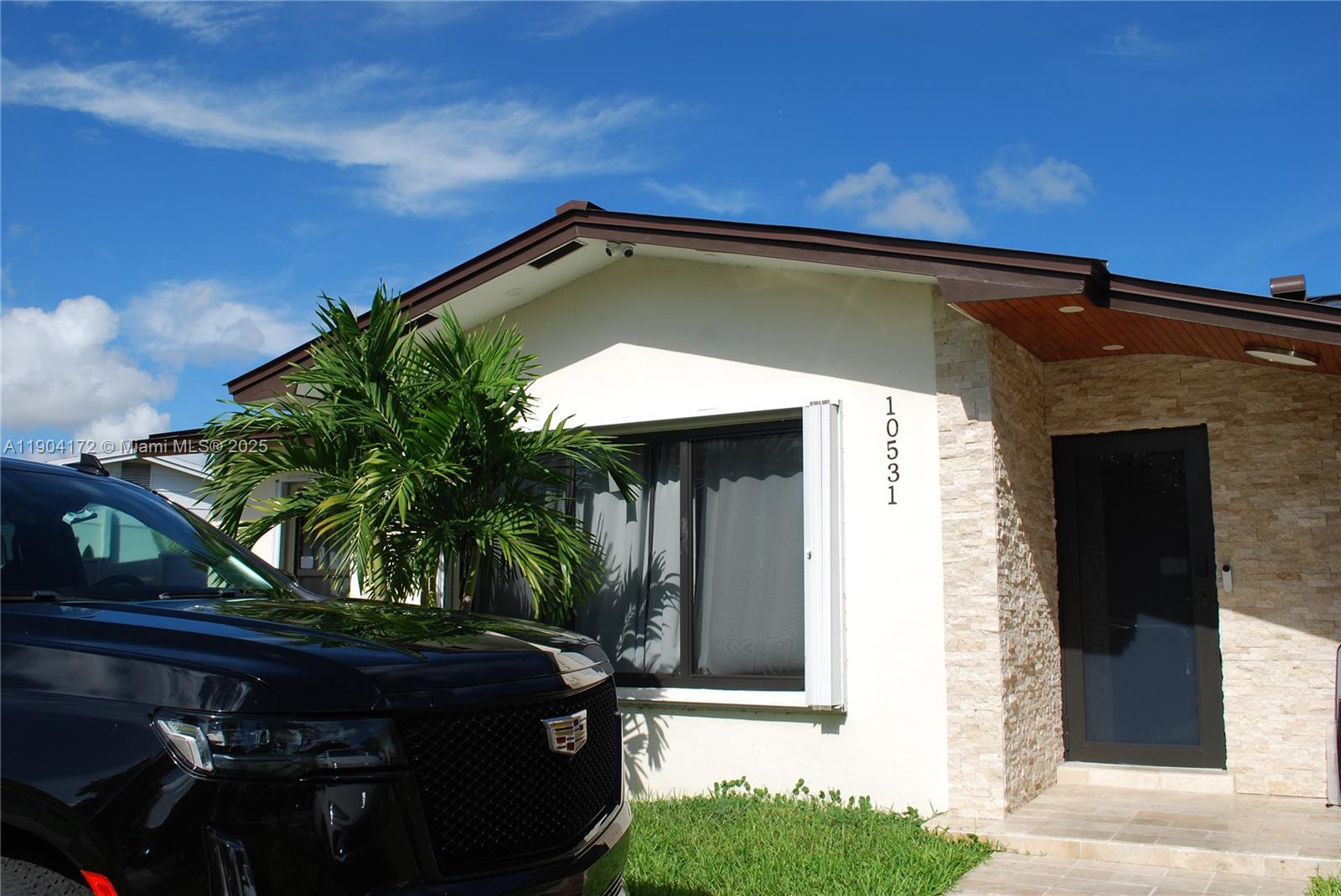 DEVON AIRE ESTATES SEC 3 - Residential