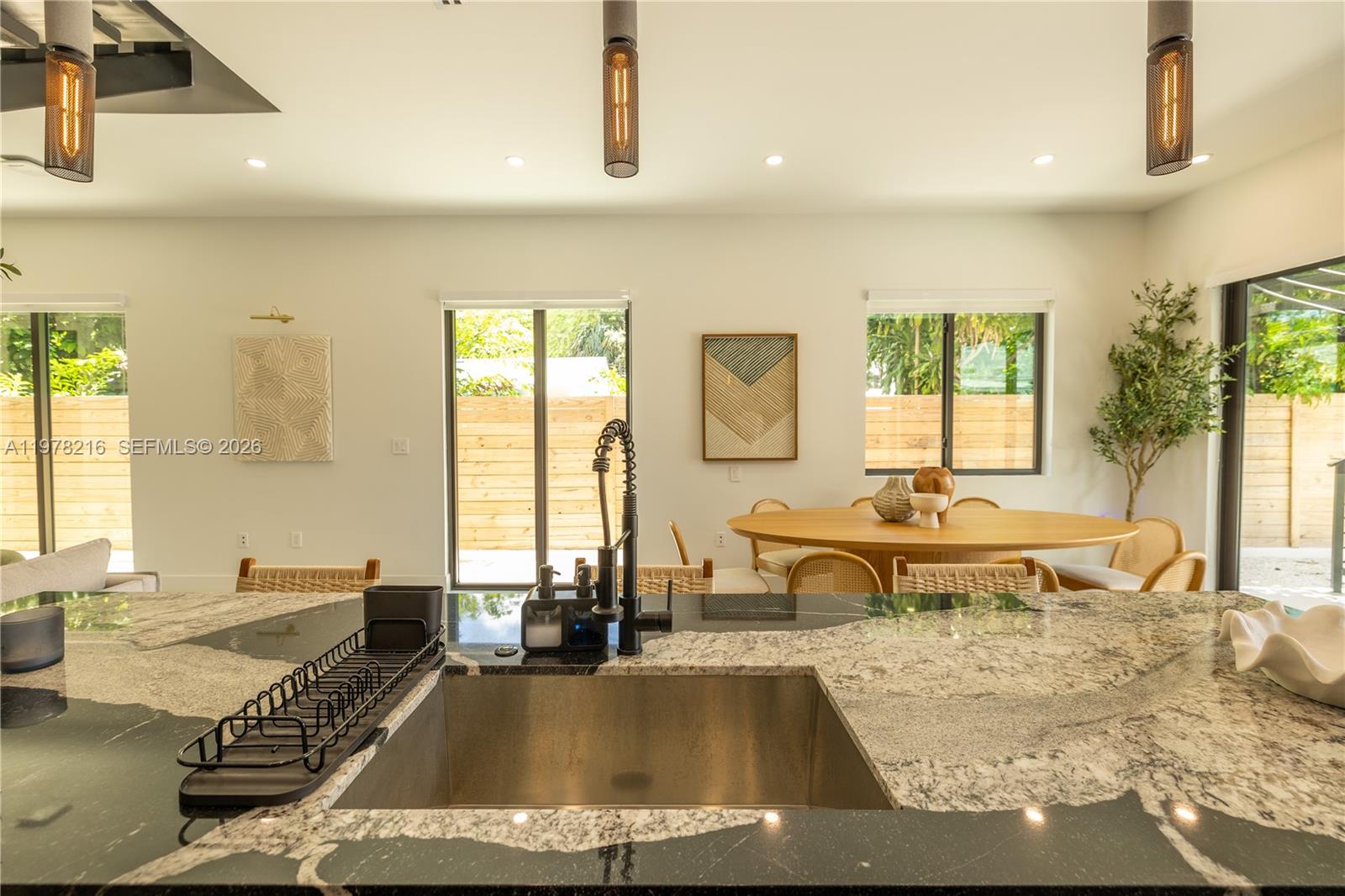 BISCAYNE MANORS - Residential Lease