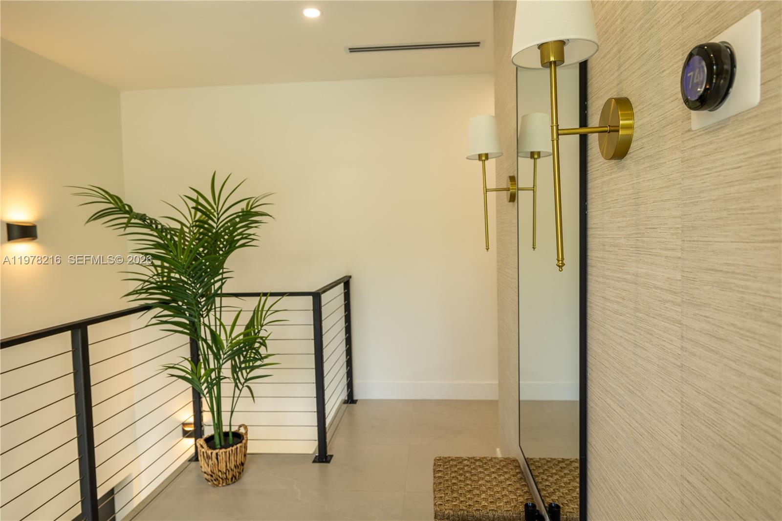 BISCAYNE MANORS - Residential Lease