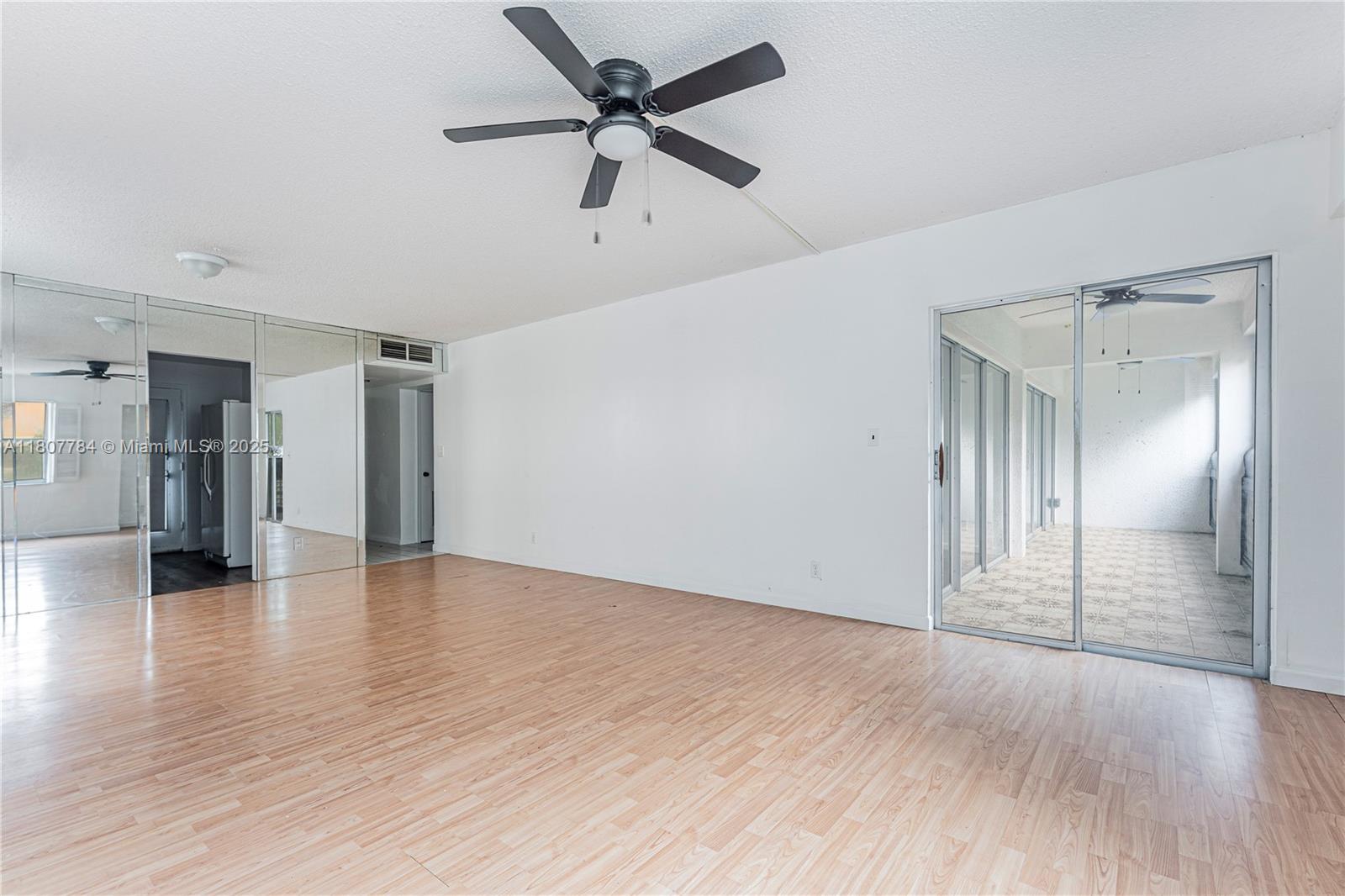 LAKES OF INVERRARY CONDO - Residential