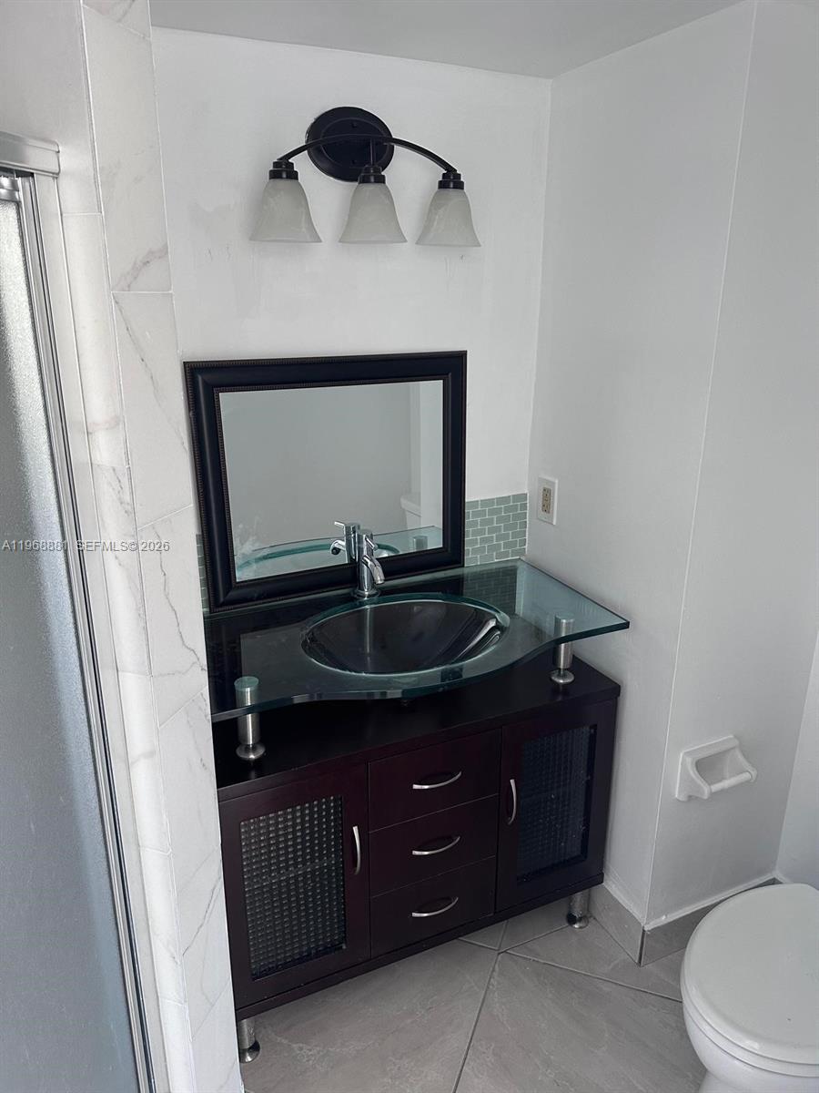 ISLAND CLUB AT CORAL SPRI - Residential