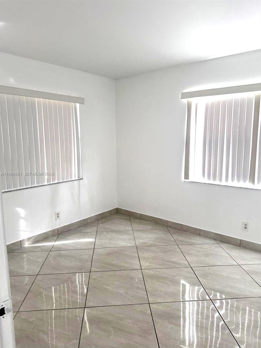 ISLAND CLUB AT CORAL SPRI - Residential