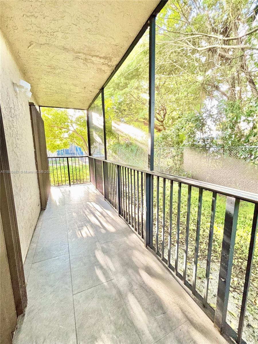 CORAL REEF TOWNHOUSES CON - Residential Lease