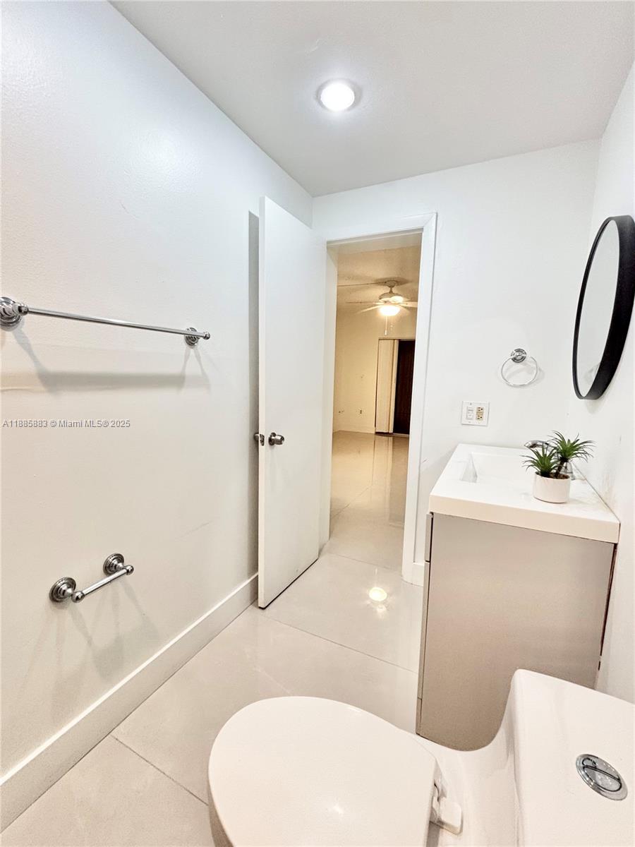 CORAL REEF TOWNHOUSES CON - Residential Lease