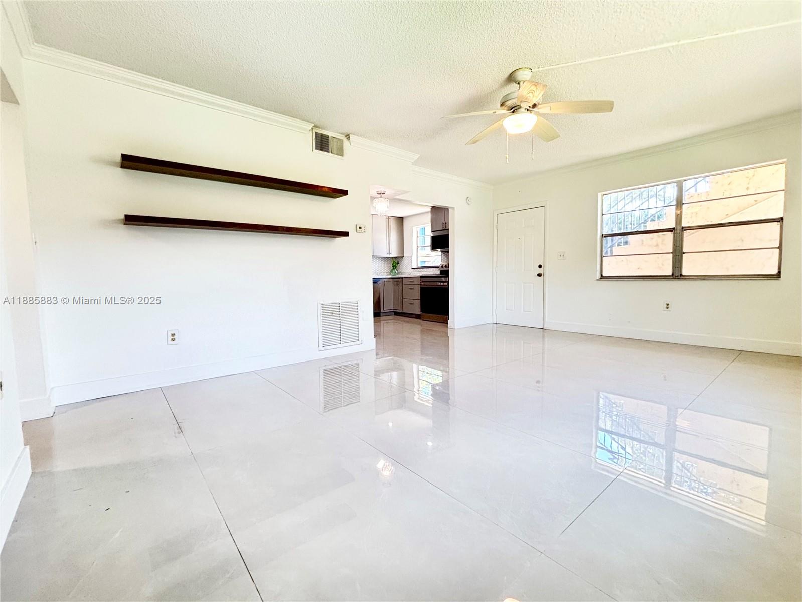 CORAL REEF TOWNHOUSES CON - Residential Lease