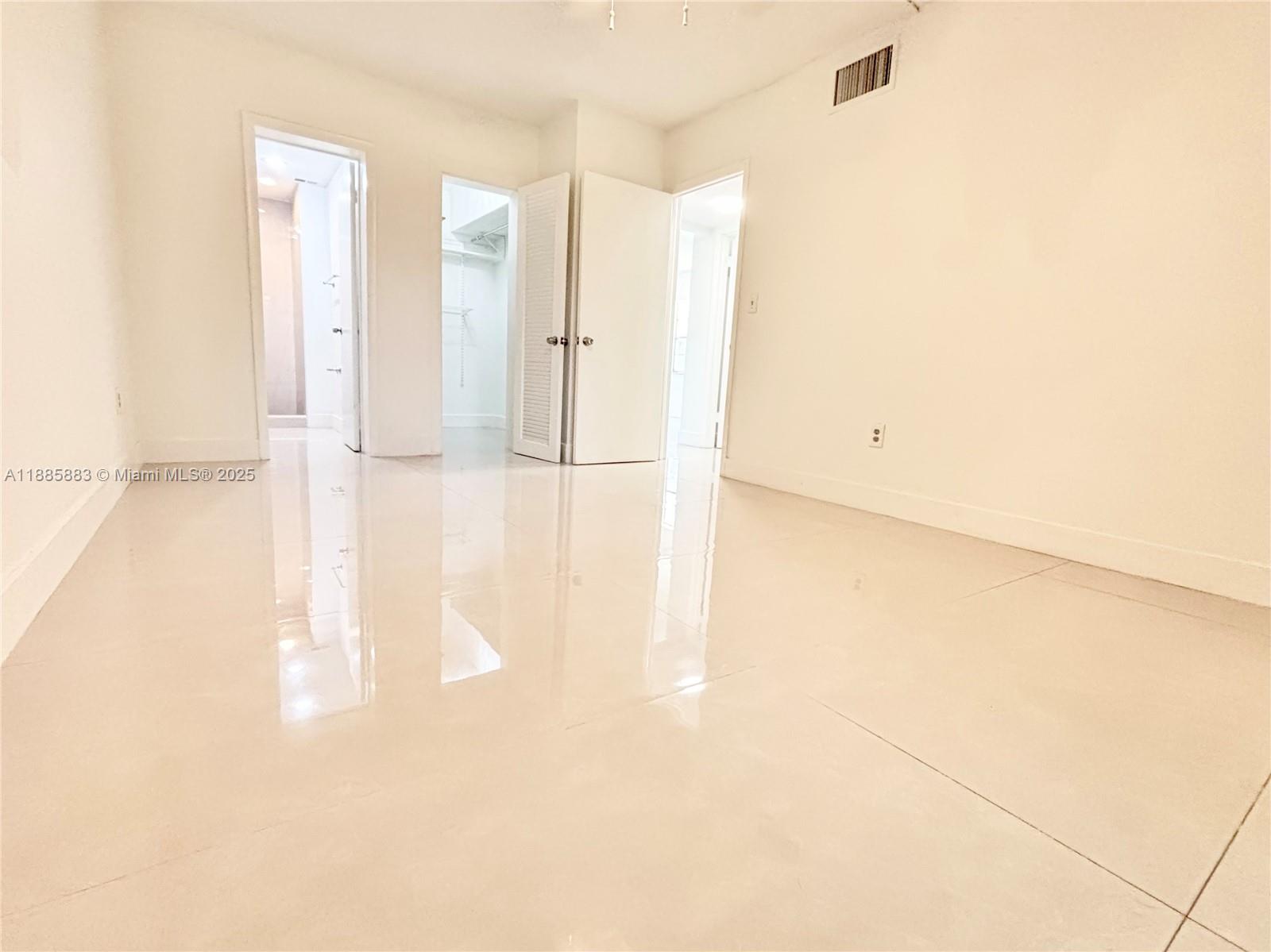 CORAL REEF TOWNHOUSES CON - Residential Lease