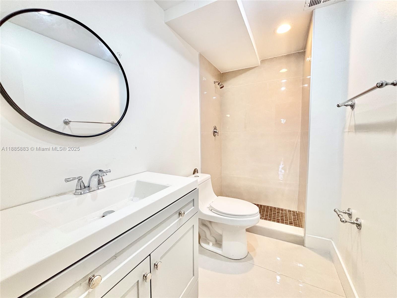 CORAL REEF TOWNHOUSES CON - Residential Lease