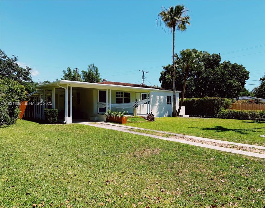 MUST TO SEE! Welcome to your new home in the hearth of the beautiful Biscayne Park, this lovely house offers a perfect blend to confort and convenience. Located in a three lined neighborhood, enjoy the natural light throughout and a large backyard perfect to relaxing or entertaining. Don't miss the opportunity to live in one of Miami most charming and peaceful communities. For Showings please TEXT ME!