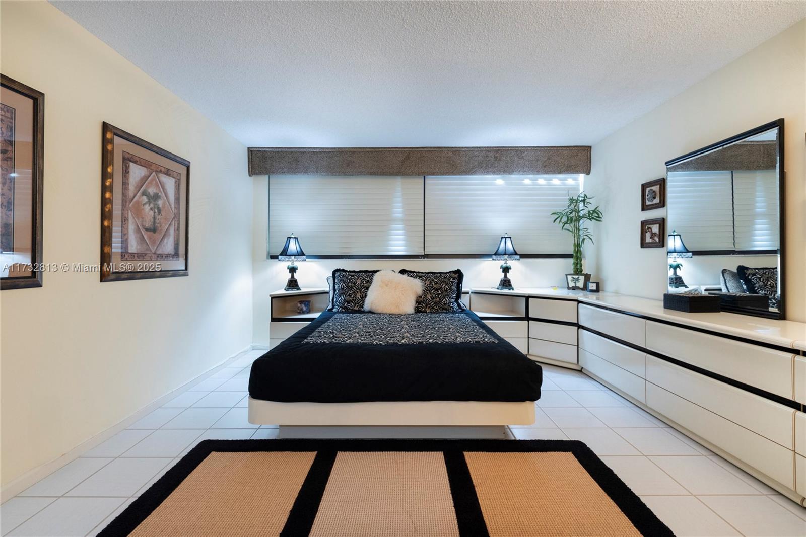 PORTA BELLA EAST AND PORT - Residential Lease