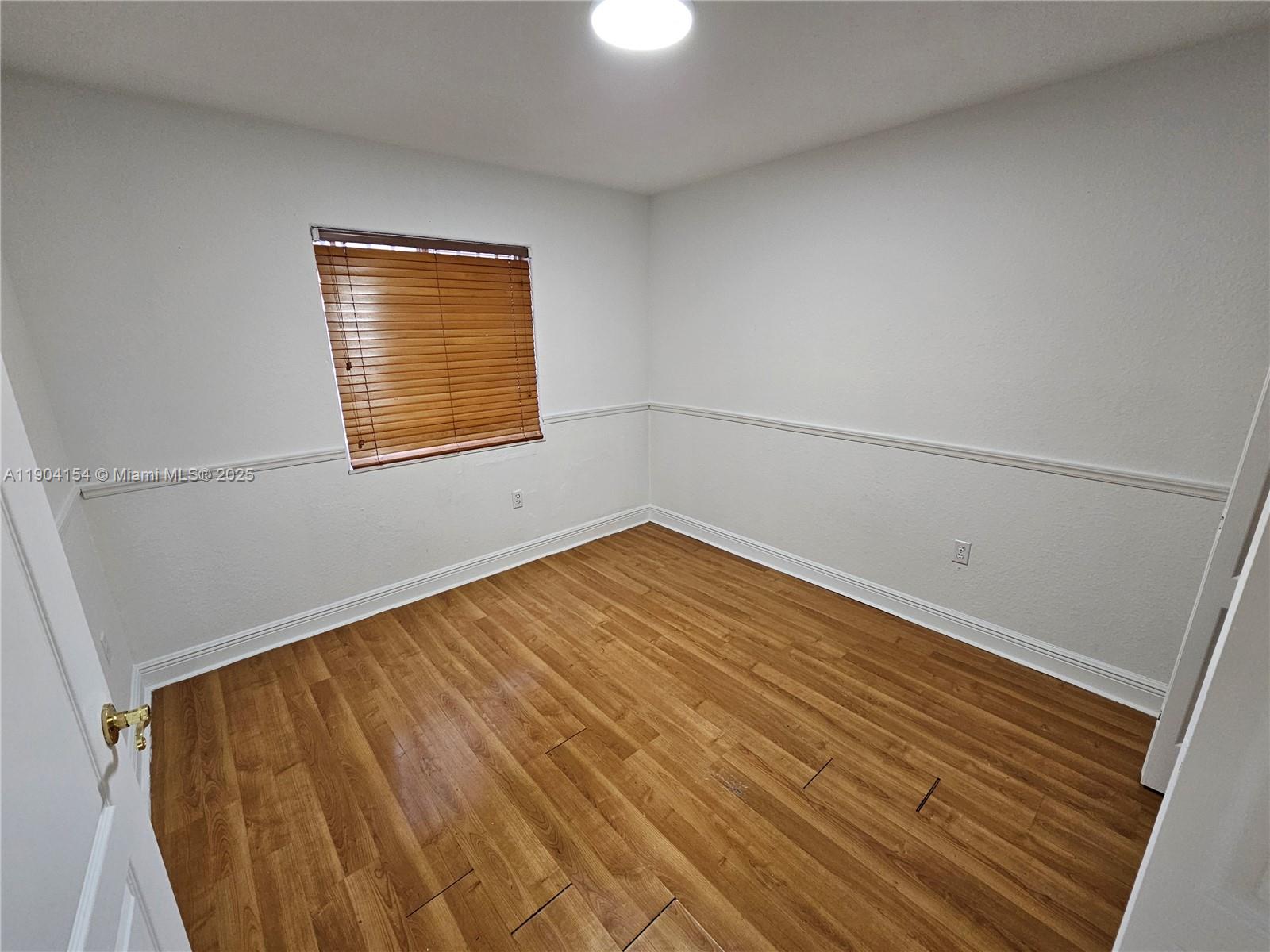 GARDEN VILLAS CONDO I - Residential Lease