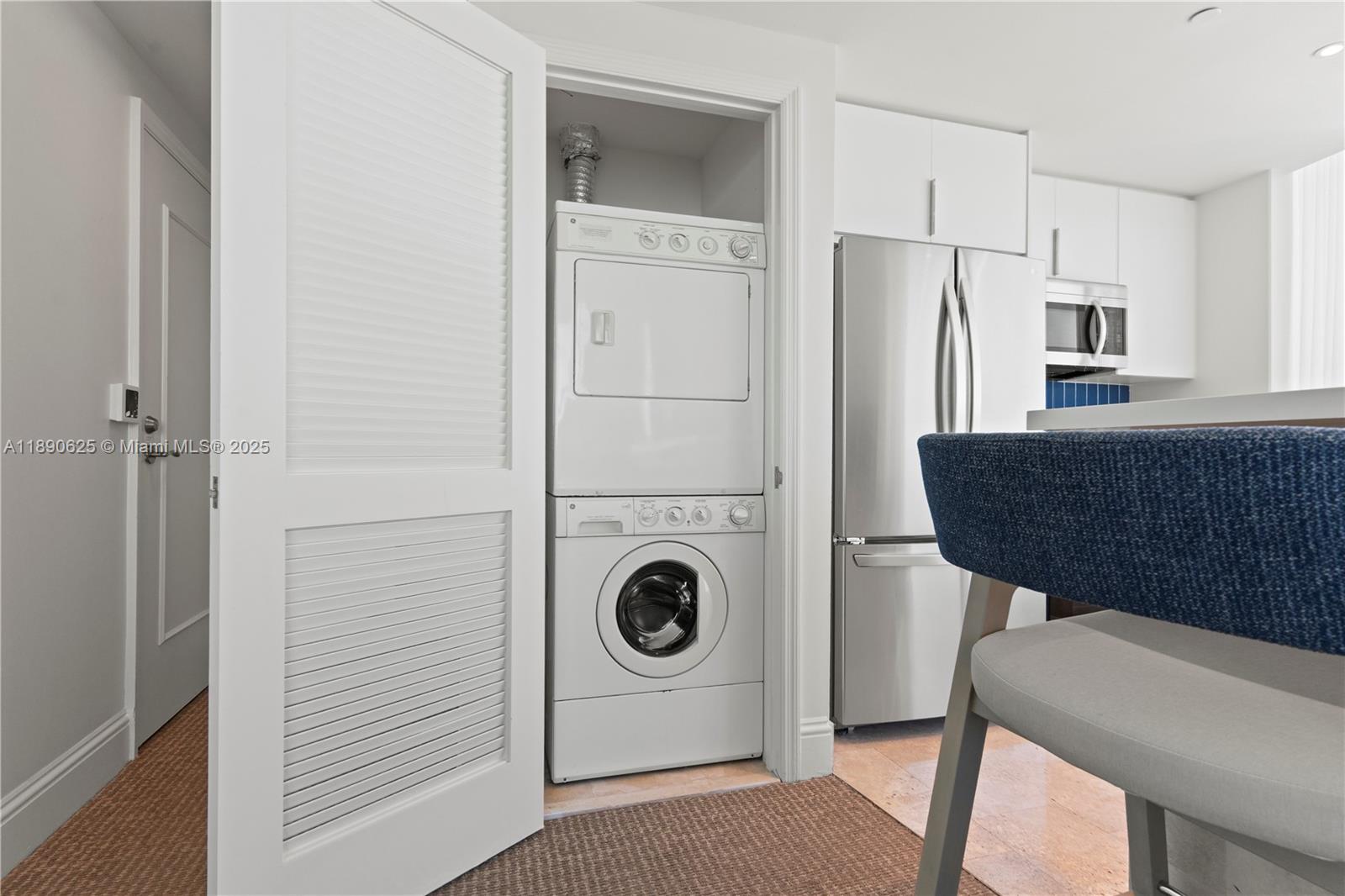 FONTAINEBLEAU II CONDO - Residential