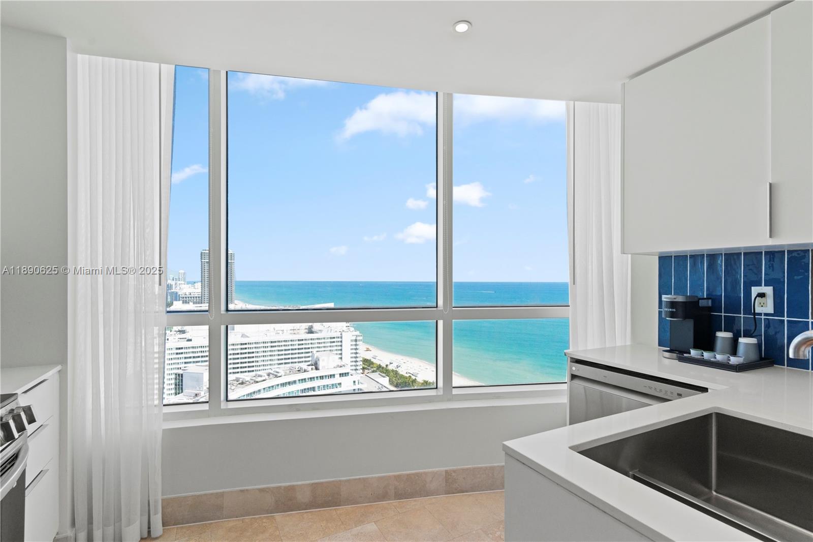 FONTAINEBLEAU II CONDO - Residential