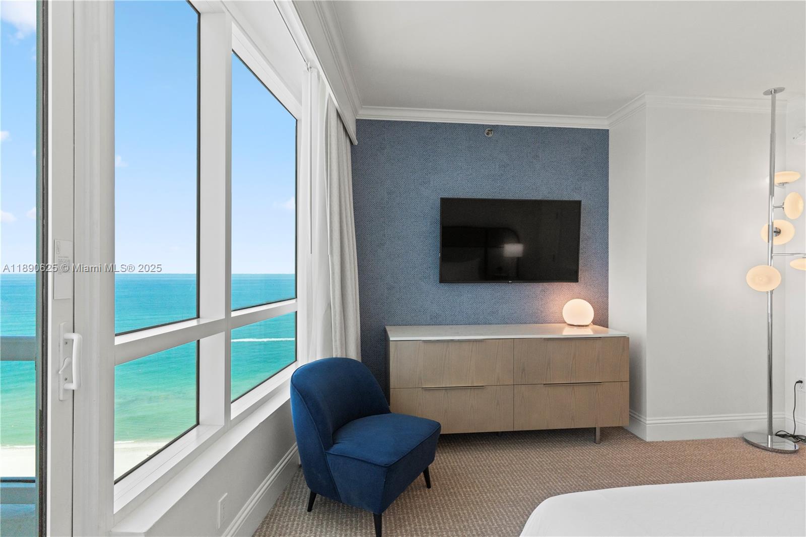 FONTAINEBLEAU II CONDO - Residential
